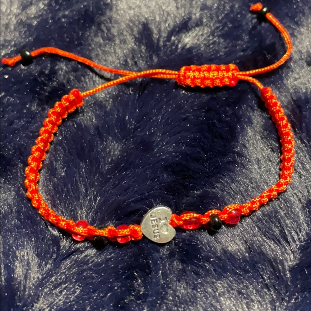 I ❤️ Jesus beaded bracelet